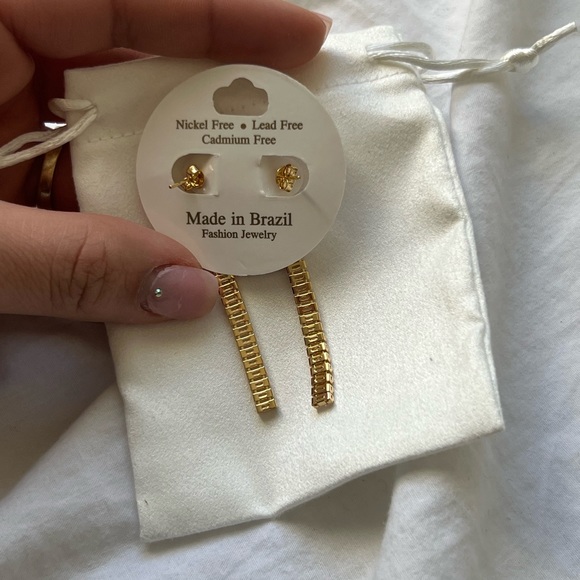 NWT City Glow 18K Gold Filled Bracelet and Earrings Set - Picture 4 of 9